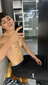 JUSTIN_JHONS Public صورة واحدة|JUSTIN_JHONS Public صورتان|JUSTIN_JHONS Public  6 صور|JUSTIN_JHONS Public  6 صورة