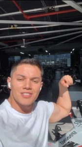 julian_wallace Selfie Hình