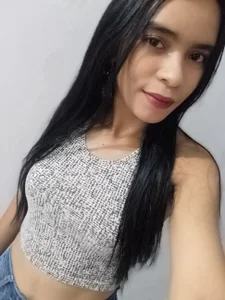 Mila_rouge06Public图片 5