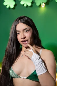 im_miadoll Happy Saint Patrick's Day💚 Pic 3