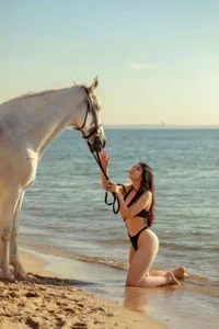 HotAuraX Public Immagine  6