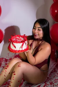 happy valentine my loves💘 od aliscollins_  5 snímek