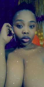 Boobs de IceBellaCane313  2 Imagens