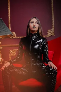 GoddesLeila With just my gaze, I dominate you. Kuva 3