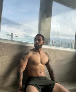 Hendry_ Sauna time 🍃🌡️ 사진