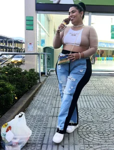 kiana_cream Holly day very funny 💟 Foto 4