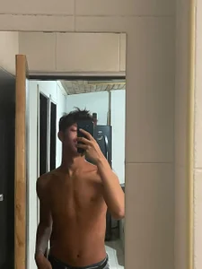 Public de OLIIVER_TAY  Imagens