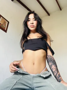 tinymoon-'s photo