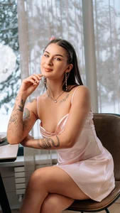 RachelSimpsonn When Feelings Bloom🌷  5. fénykép