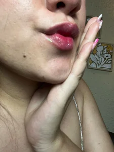 ZharaGag_on_u this little mouth does wonders with your cock 💋 Pic 2