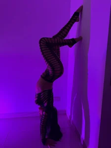 Neon Gravity de ally_sun__ Foto 2