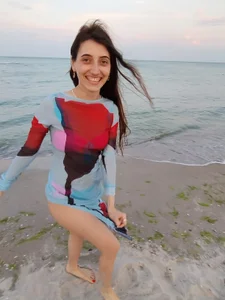 Iren Iren swimming model Bilde 2