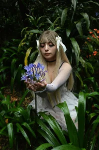 Melody-chersAn ethereal soul that blooms among nature, like a fantasy sigh come true. " 🌸✨图片 7