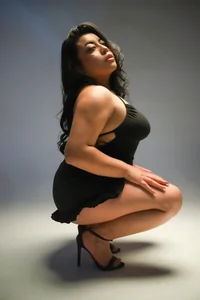 Alexa_MadissonBetween Shadows and Light🖤图片 4