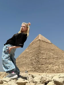 DaisyElmers Vacation in Egypt Pic 4