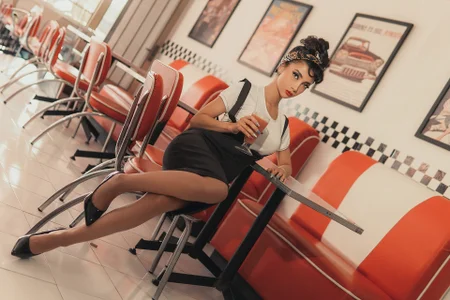 ValeriaVelvet Pleasure of the 80s ♥ Pic 4