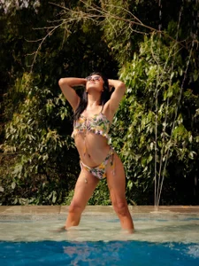 _lady_sophie Shall we go to the pool? Pic 6