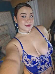 Mia_Duque1999 kullanıcısının New outfit albümü -  4 fotoğraf