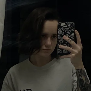 Luna_Loveee Public Pic 5