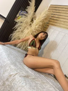 Isabela_Velvet Public Billede 7