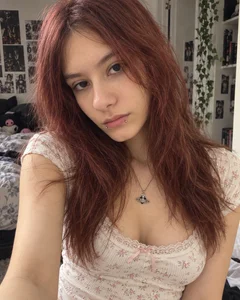VelmaDevincent How do you like my figure? Fotka 3