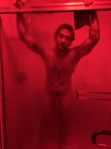 TiggaXXX96 Red Light District Pic 2