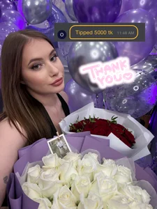 ChloeMarsch11 JULY 🎂my birthday 💋 thank you to everyone who was with me on this day图片 5