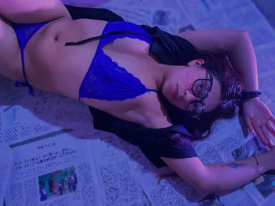 kim_sweet_69 dare to play with me🔥😏 Foto 8