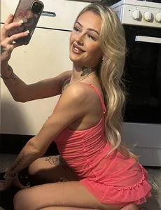 SquirtQueenNaughtyCourts UR ONLINE GF🔥😛 Immagine  4