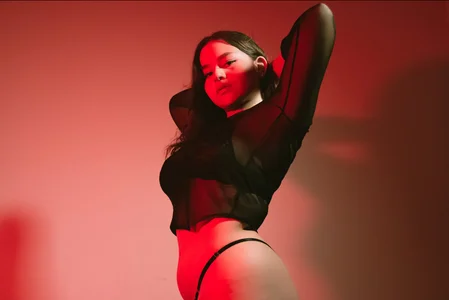 LucieAngels red temptation ❤️ Pic 4