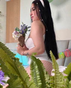 Chloe1126_ Easter Celebration 🐰🐣💐 Pic