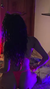 Layla_707 Hi there Hình 3