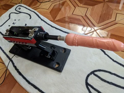 ass_gives MY SEXY TOY FOR SHOW Pic 2