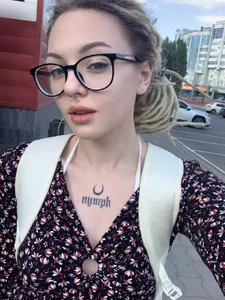 JuliaFlowerBliss Public Pic 8