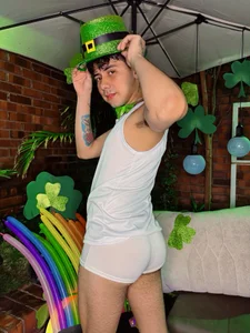Yeison_gomezz HAPPY ST. PATRICK'S DAY🍀🍀 Hình 3