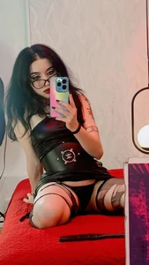 "Do you dare to play with fire? Because with me ... you're going to burn you with pleasure 🔥😉" de alixxon1  4 photos