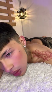 Steev_Novoa come play my ass on 🍑  2টি ছবি