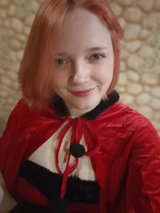 FloraRass Little Red Riding Hood) Bilde