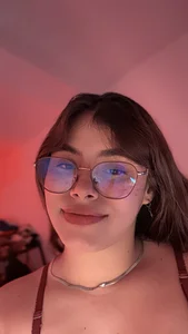 Yuli_zuha kullanıcısının Meeee albümü -  4 fotoğraf