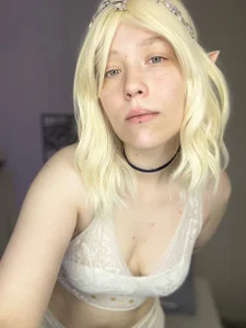 LorettaBlanch little elf Pic