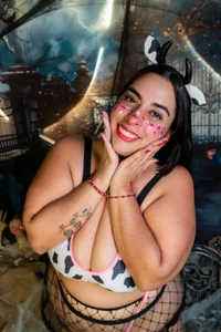 Zdjęcia GeminisClark Thick or Treat 🍭: 