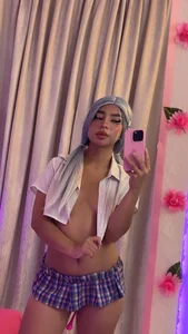 AnaiaMoons Public  6টি ছবি