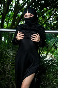 _NadiaaBlack that seduces, mystery that hypnotizes ... do you dare to look more closely? 👀🖤🔥图片 5