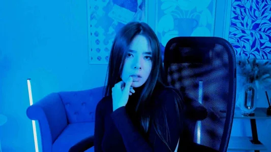SayaHeartnet are you feeling blue? - {count, plural, one {תמונה אחת} two {שתי תמונות} many {# תמונות} other {# תמונות}}
