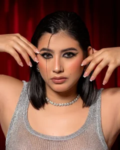 BellaNaye_ Valentine's Day 2025💘 Foto 2