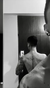 aaronswt X صورة واحدة|aaronswt X صورتان|aaronswt X  4 صور|aaronswt X  4 صورة