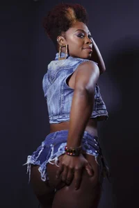 ScarleetSmithのSexy lady in Denimの 4枚の写真