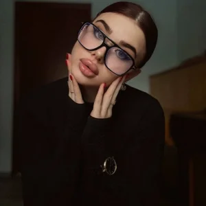 Viola_Mendez: Public ( 5 фото)