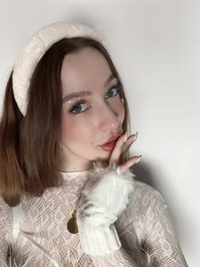 MarieKarma Snow princess ☃️❄️🤍  5টি ছবি