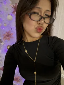 Nelly_Kimm 💍  3টি ছবি